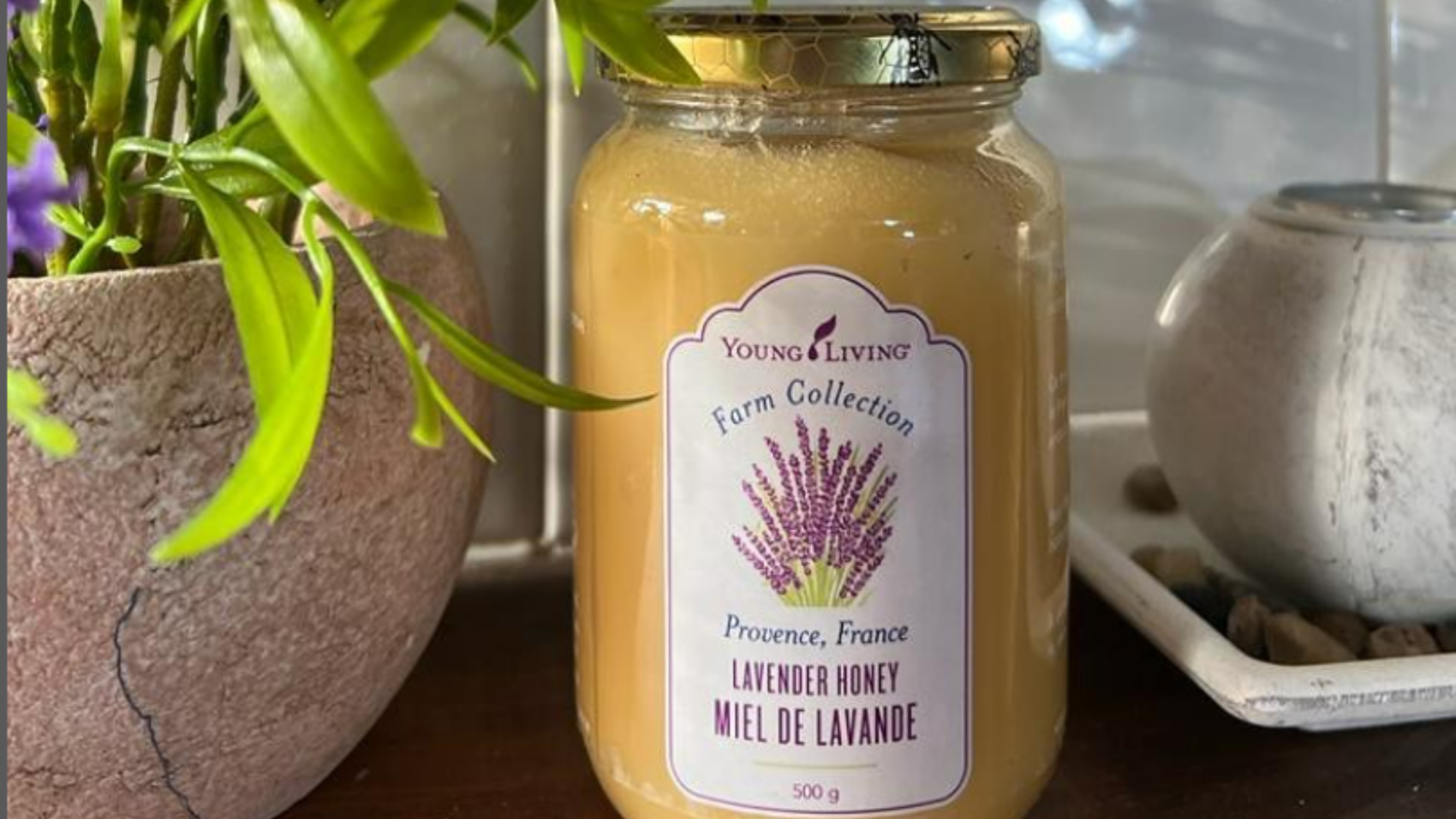9. Descubre el Poder Dulce de la Miel Cruda de Lavanda 100% Natural - Samarr Esencia de Luna