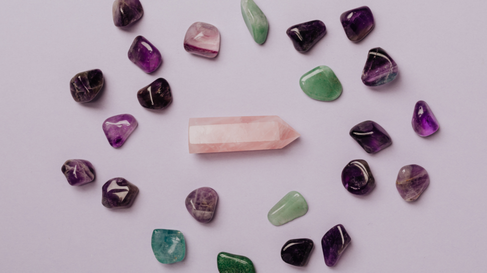 Descubre las combinaciones mágicas · Piedras y aceites esenciales para potenciar tu Energía. - Blog Esencia de Luna